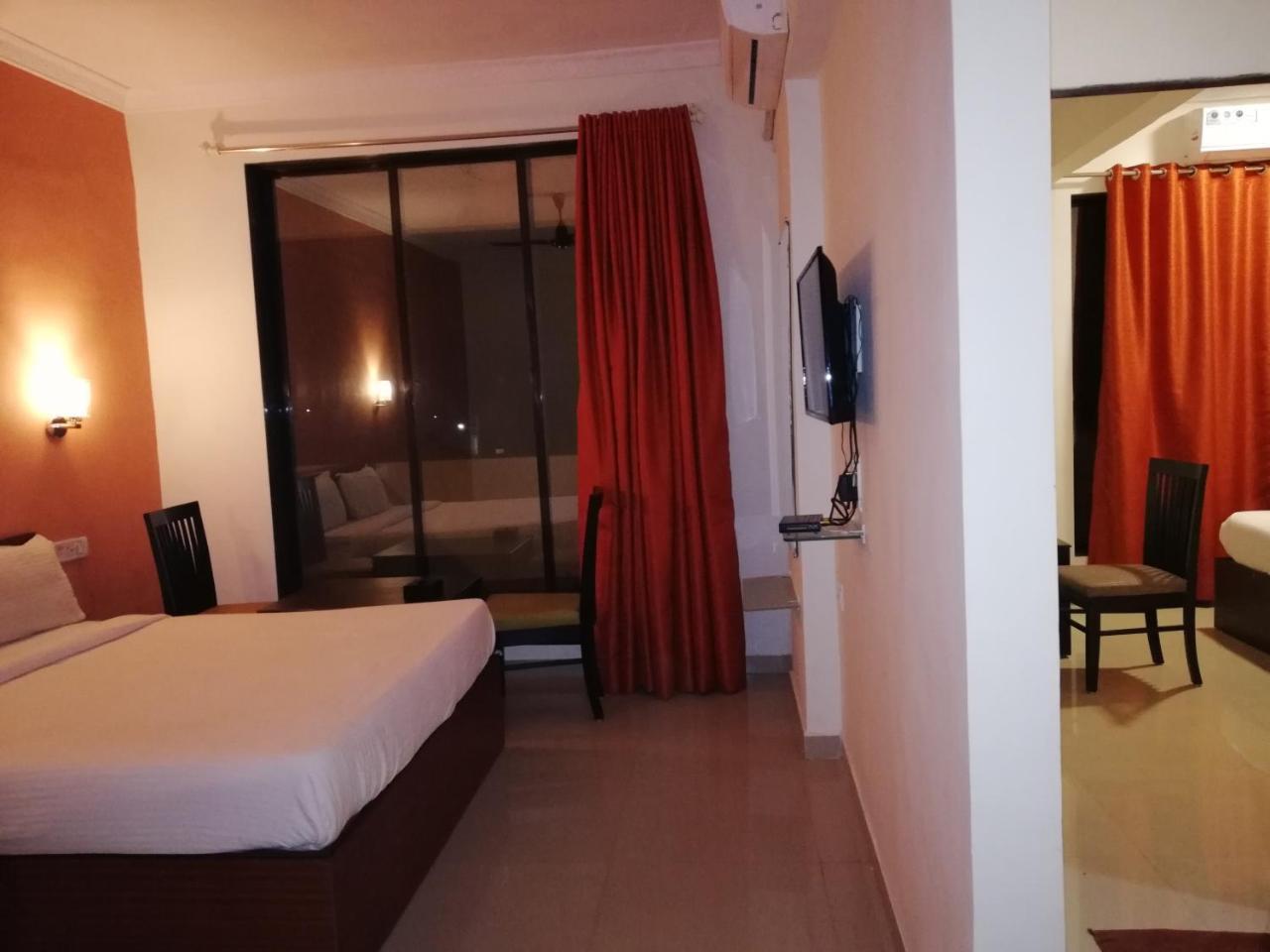 לונבלה Elite Inn מראה חיצוני תמונה